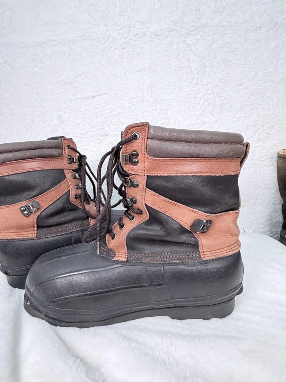 Itasca Duck Boots Mens Size 10 Waterproof Insulated Winter Lace Up Brown Black